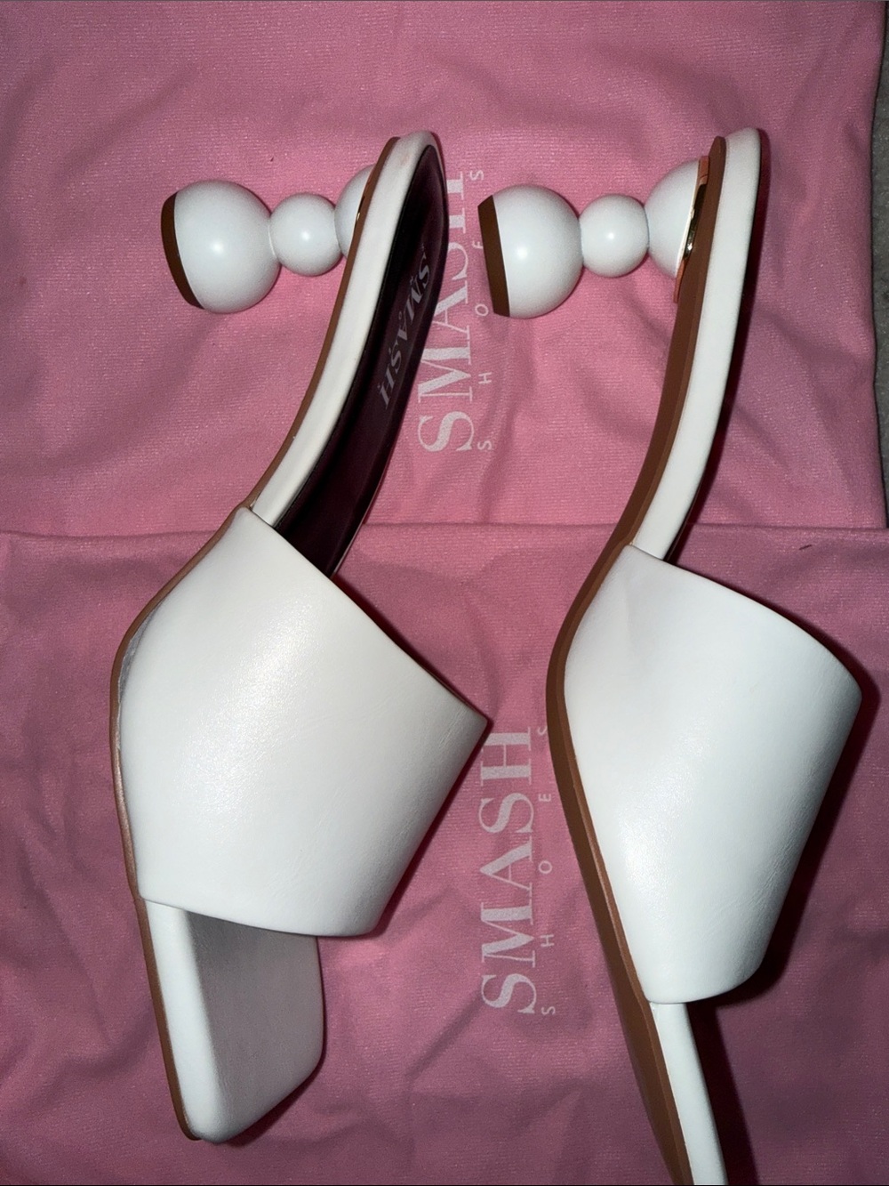 SMASH Aria White Mule Round Heel - Picture 2 of 6